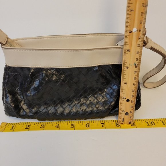 Simply Vera Wang Clutch Wristlet Bag - Picture 7 of 11